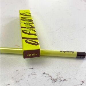 Lime Green Lip Liner